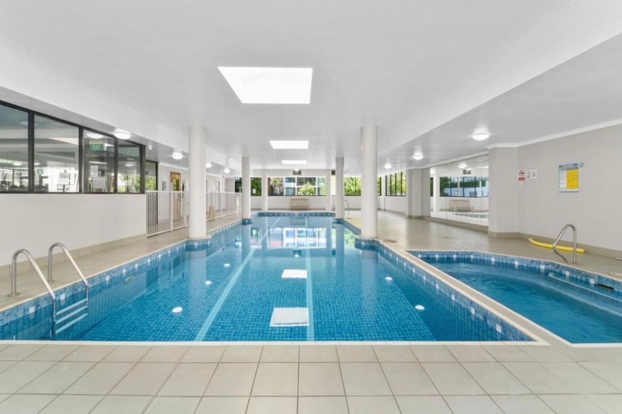 Premium Location In Centre With Free Swimming Pool & Gym Privatunterkunft Sydney